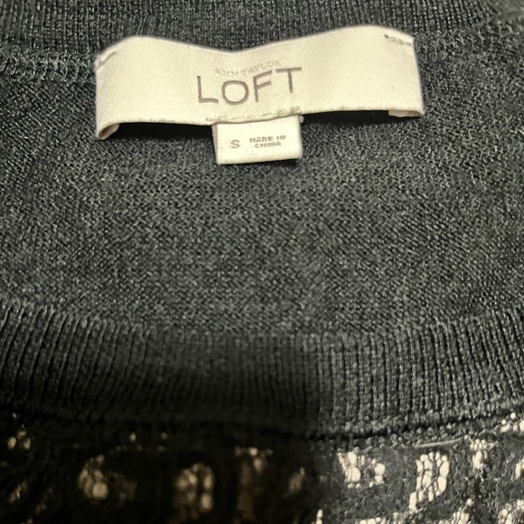 Ann Taylor Loft Black Sheer Lace Sweater with Tan Chiffon Panel Size S - Picture 9 of 10